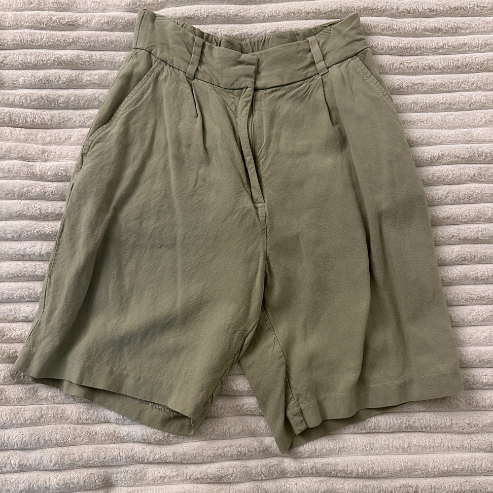 H&M Sage Green linen blend Casual Shorts